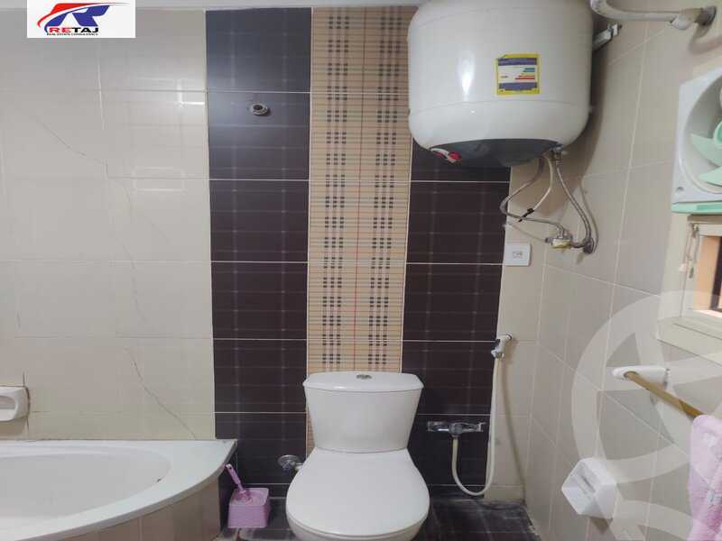 https://aqarmap.com.eg/ar/listing/5463426-for-sale-cairo-new-cairo-compounds-lmn-l-m