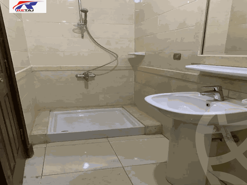 https://aqarmap.com.eg/en/listing/5762553-for-rent-cairo-new-cairo-el-yassamin-el-yasmeen-3-mohamed-rahim-st