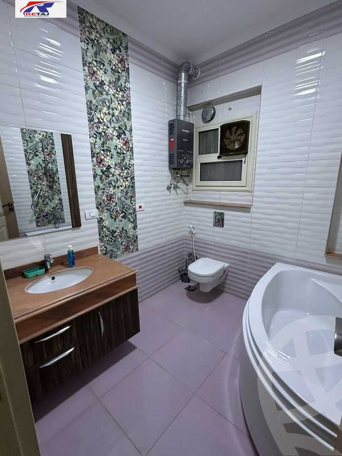 https://aqarmap.com.eg/en/listing/5795085-for-rent-cairo-new-cairo-sharq-el-akadamiya-al-tahrir-st