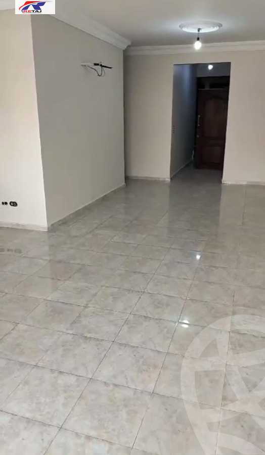 https://aqarmap.com.eg/en/listing/5839104-for-rent-cairo-new-cairo-first-settlement-neighbourhood-8-mahmoud-riad-st