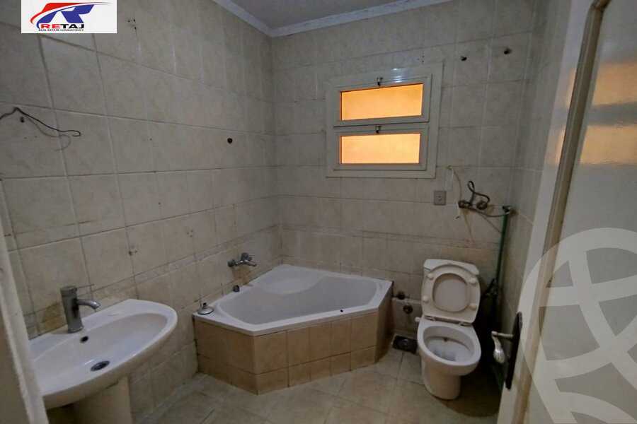 https://aqarmap.com.eg/en/listing/5854413-for-sale-cairo-new-cairo-el-narges-el-narges-omarat-abdul-rahman-al-rafie-st