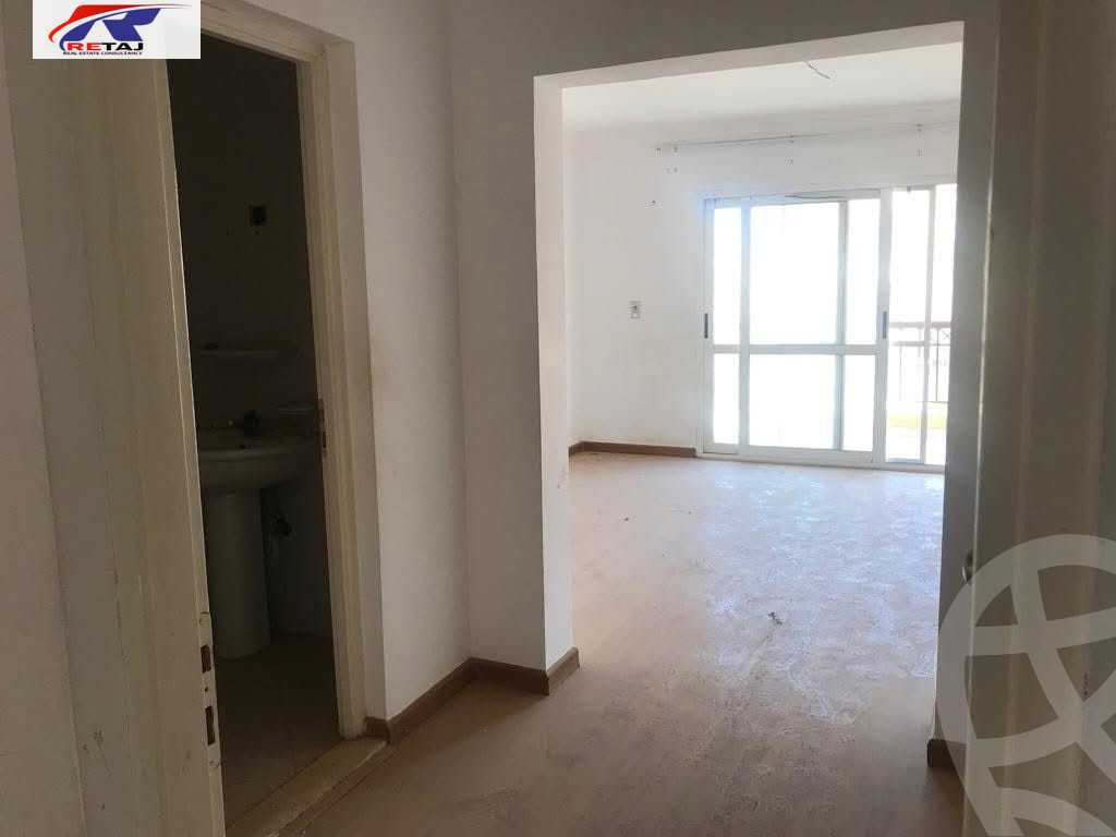 https://aqarmap.com.eg/en/listing/5867845-for-sale-cairo-new-cairo-madinaty-first-zone-buildings-11th-st.