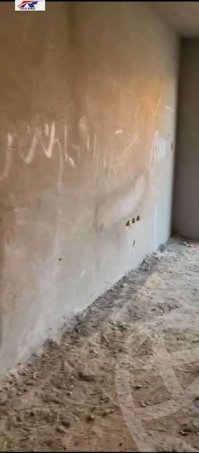 https://aqarmap.com.eg/en/listing/5877167-for-sale-cairo-new-cairo-compounds-el-mostashareen-compound