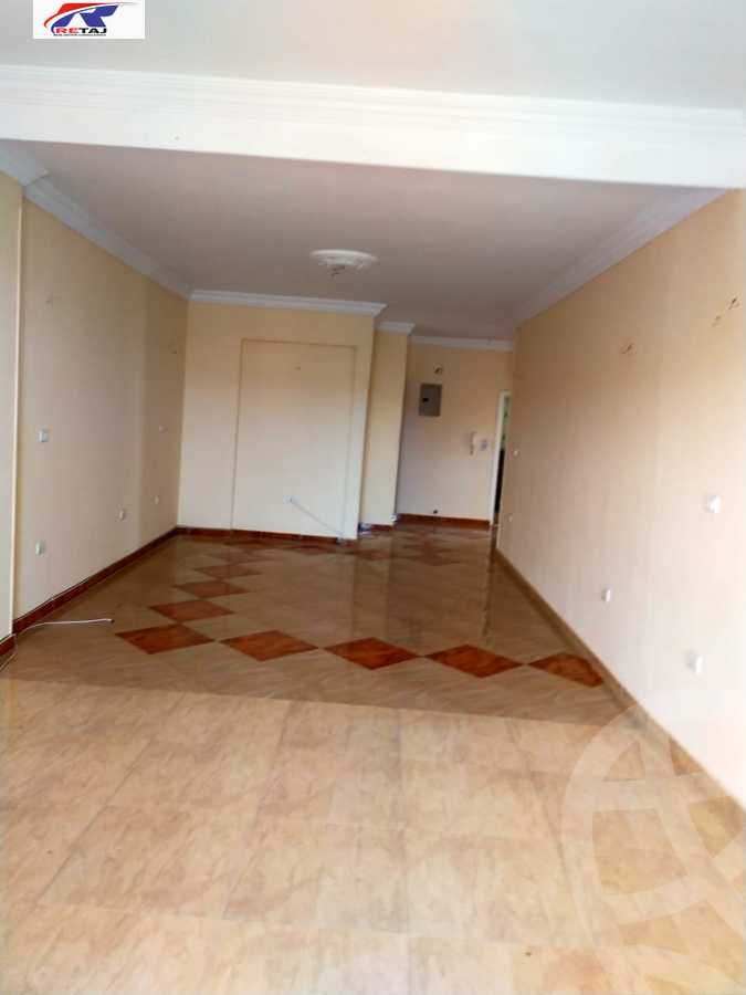 https://aqarmap.com.eg/ar/listing/5879868-for-rent-cairo-new-cairo-first-settlement-neighbourhood-9-el-shaheed-mohammed-makkawi-st