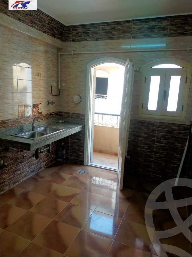 https://aqarmap.com.eg/ar/listing/5879868-for-rent-cairo-new-cairo-first-settlement-neighbourhood-9-el-shaheed-mohammed-makkawi-st