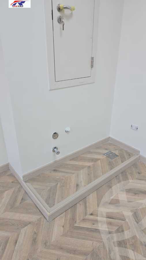 https://aqarmap.com.eg/en/listing/5883040-for-rent-cairo-new-cairo-compounds-hyde-park-business-district