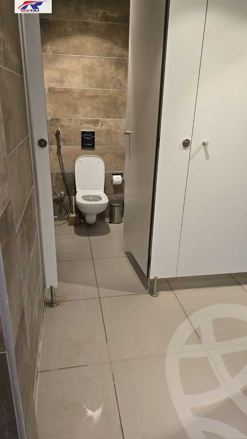 https://aqarmap.com.eg/en/listing/5883040-for-rent-cairo-new-cairo-compounds-hyde-park-business-district