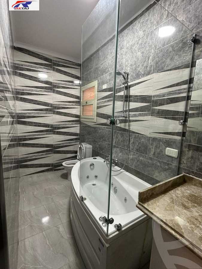 https://aqarmap.com.eg/en/listing/5900280-for-rent-cairo-new-cairo-compounds-hayati-residence