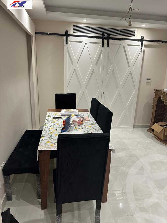 https://aqarmap.com.eg/en/listing/5903054-for-rent-cairo-new-cairo-compounds-mountain-view-hyde-park