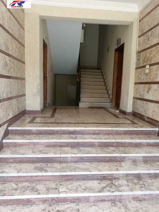 https://aqarmap.com.eg/en/listing/5917410-for-sale-cairo-new-cairo-compounds-kmbwnd-lnkhyl