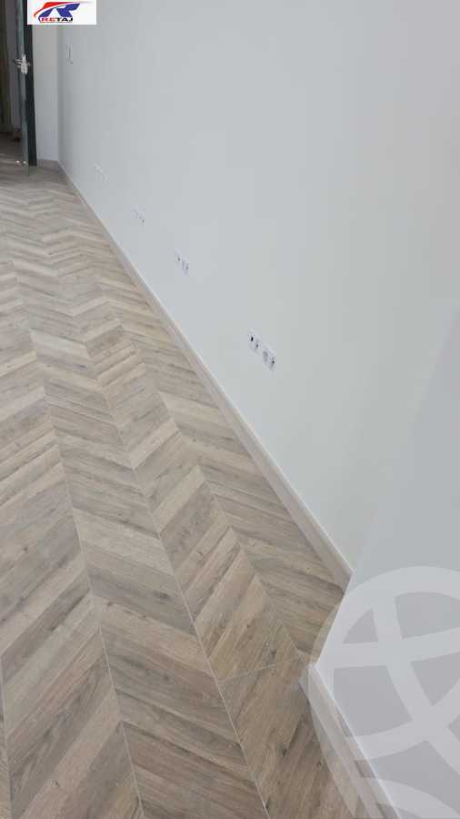 https://aqarmap.com.eg/en/listing/5924231-for-rent-cairo-new-cairo-compounds-hyde-park-business-district