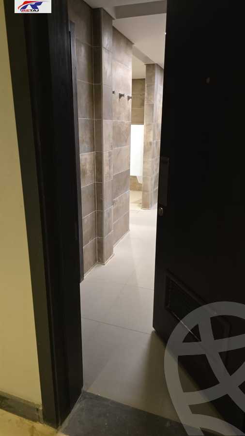 https://aqarmap.com.eg/en/listing/5924231-for-rent-cairo-new-cairo-compounds-hyde-park-business-district