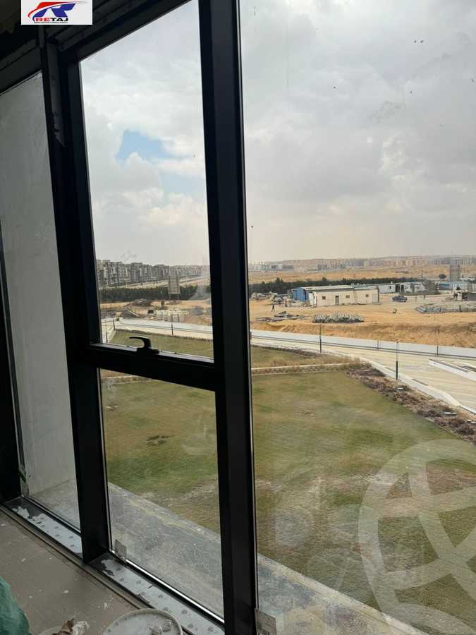 https://aqarmap.com.eg/en/listing/5924231-for-rent-cairo-new-cairo-compounds-hyde-park-business-district