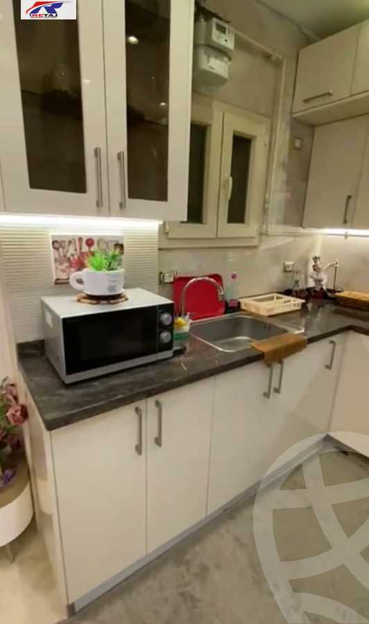 https://aqarmap.com.eg/en/listing/5954635-for-rent-cairo-new-cairo-compounds-el-mostashareen-compound