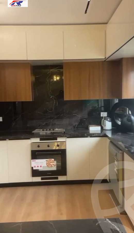 https://aqarmap.com.eg/ar/listing/5960646-for-sale-cairo-new-cairo-compounds-el-mostashareen-compound