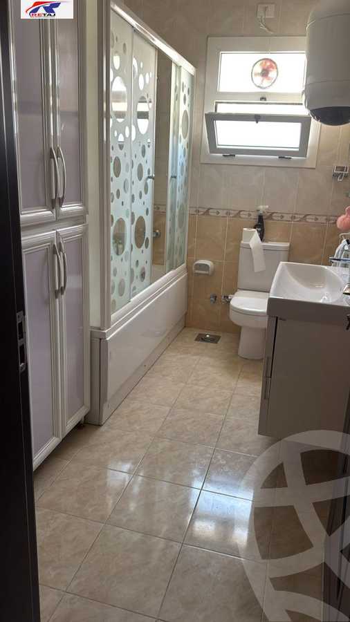 https://aqarmap.com.eg/en/listing/5960914-for-sale-cairo-new-cairo-lrhb-city-phase-1-ahmed-rami-st