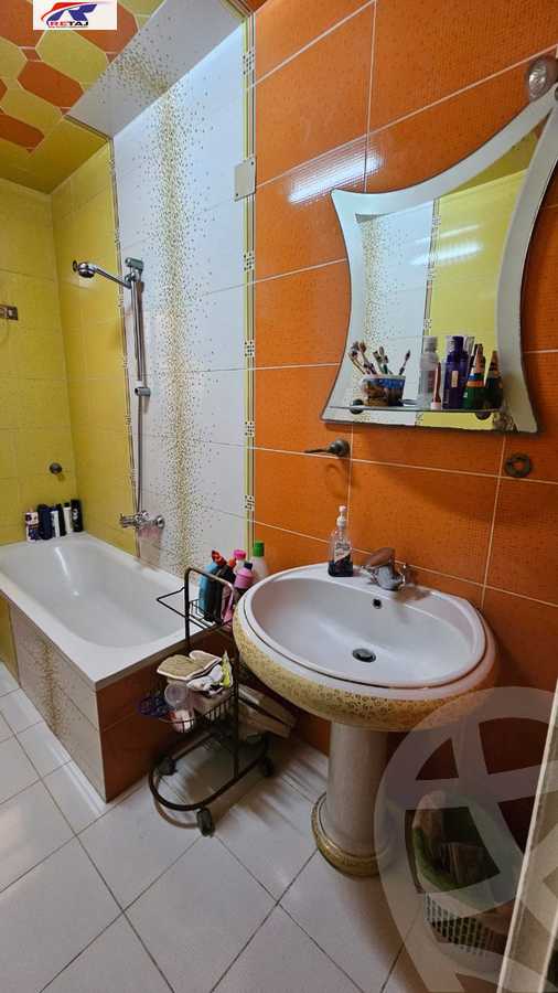 https://aqarmap.com.eg/en/listing/5976366-for-sale-cairo-nasr-city-9th-zone-el-sawaf-st