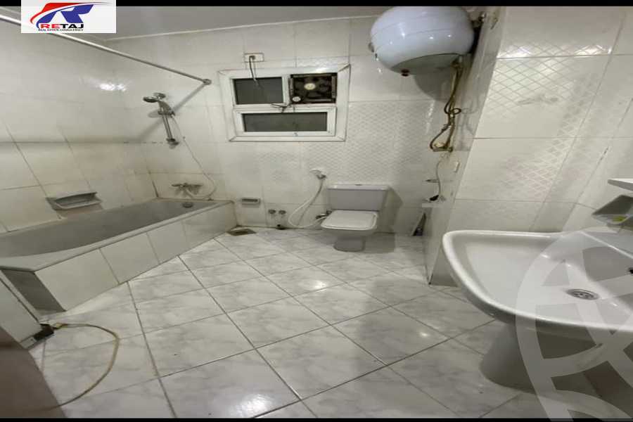 https://aqarmap.com.eg/en/listing/5977379-for-sale-cairo-nasr-city-hay-el-waha-shr-lkhmsyn