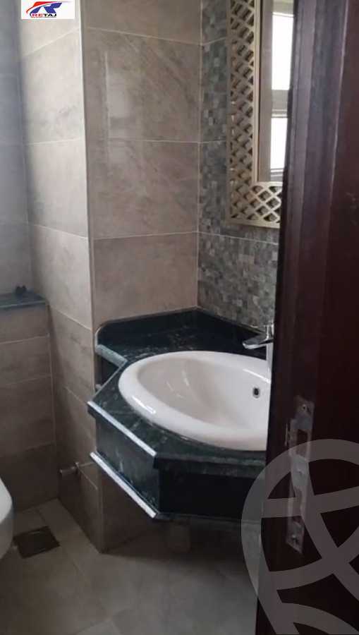 https://aqarmap.com.eg/en/listing/5981448-for-rent-cairo-new-cairo-compounds-mountain-view-hyde-park