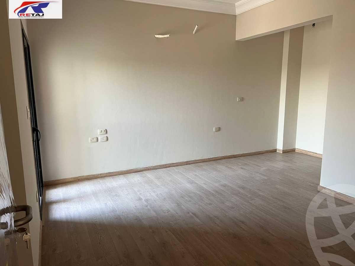 https://aqarmap.com.eg/en/listing/5983006-for-rent-cairo-new-cairo-compounds-el-patio-oro