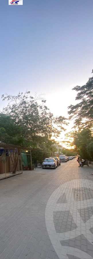 https://aqarmap.com.eg/en/listing/5982835-for-sale-cairo-mokattam-compounds