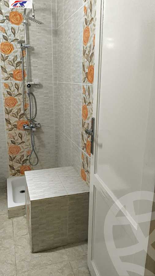 https://aqarmap.com.eg/en/listing/6037162-for-rent-cairo-new-cairo-lrhb-city-phase-2-osama-ibn-zaid-st
