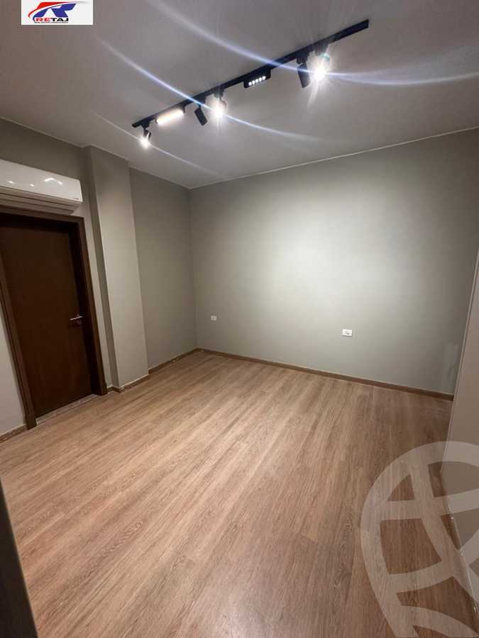 https://aqarmap.com.eg/en/listing/6051194-for-rent-cairo-new-cairo-compounds-fifth-square