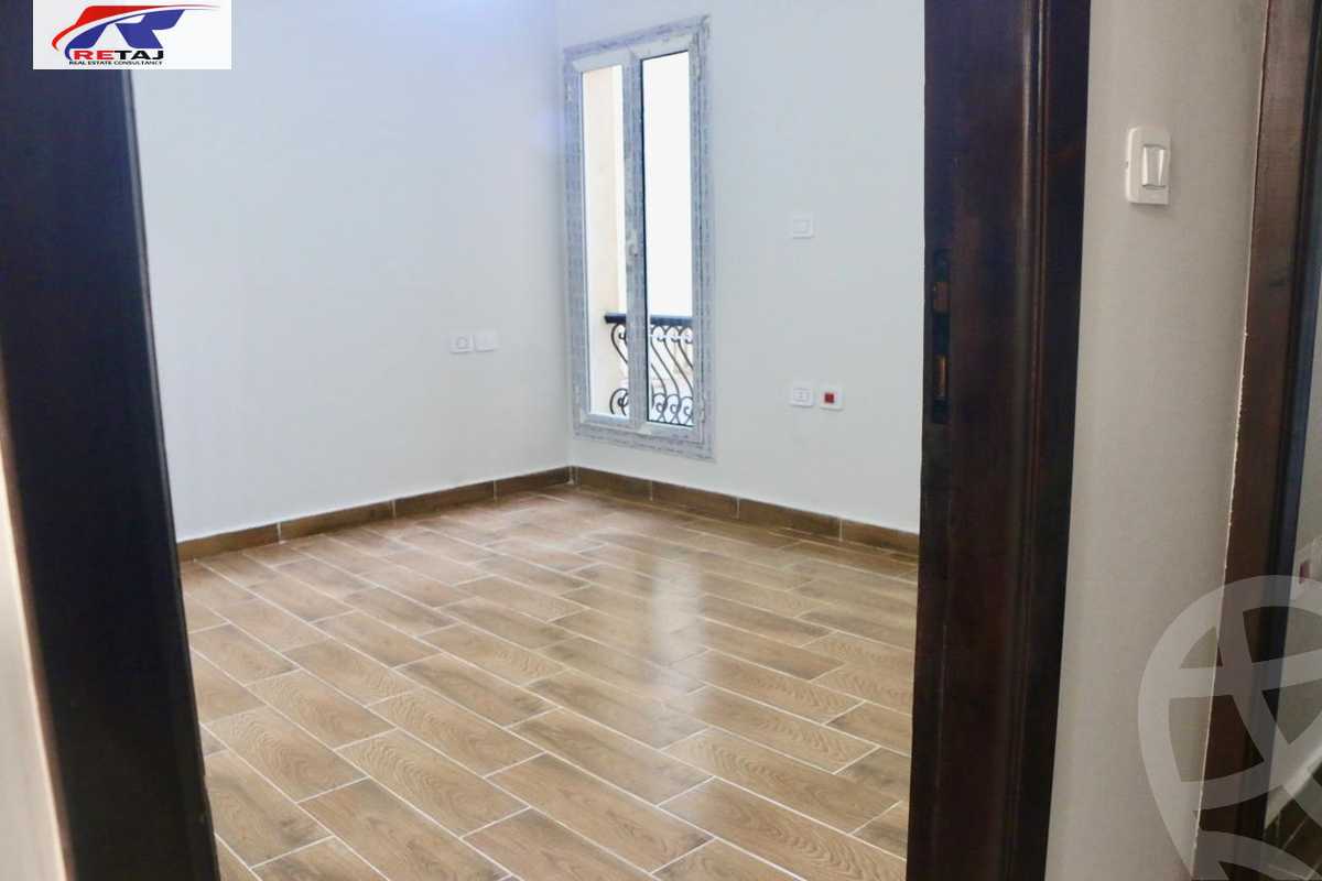 https://aqarmap.com.eg/en/listing/6092984-for-rent-cairo-new-cairo-compounds-mountain-view-hyde-park