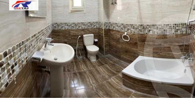 https://aqarmap.com.eg/ar/listing/6230754-for-rent-cairo-new-cairo-first-settlement-neighbourhood-4-el-shaheed-ibrahim-ahmed-st