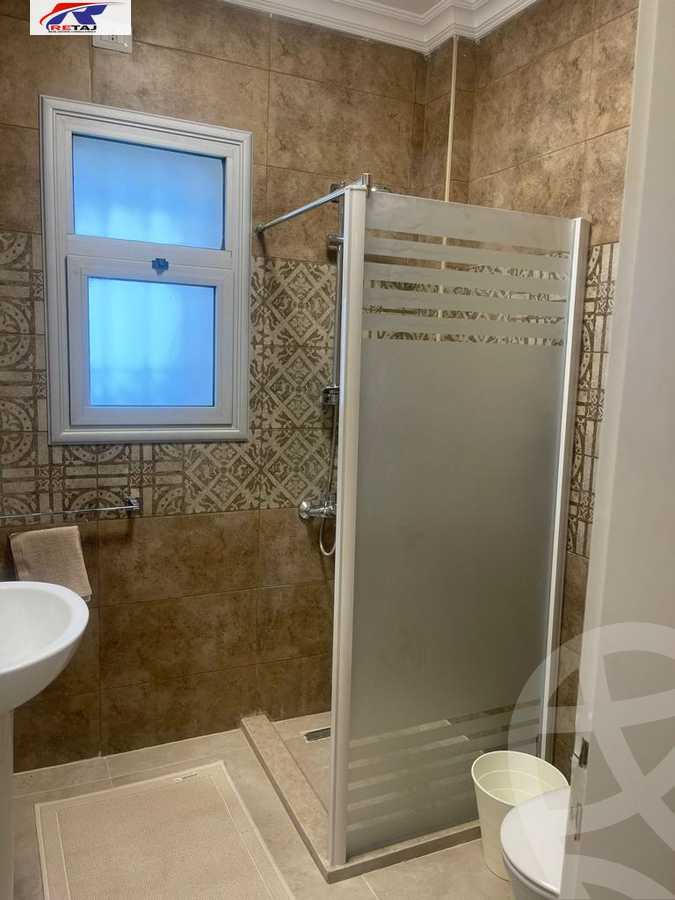 https://aqarmap.com.eg/ar/listing/6352882-for-rent-cairo-new-cairo-first-settlement-mhwr-mstfy-kml