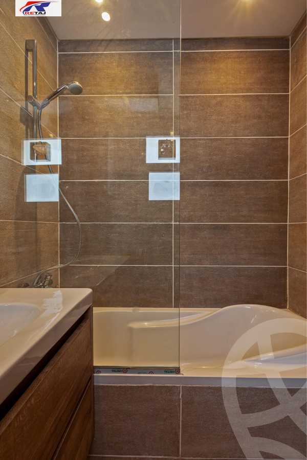 https://aqarmap.com.eg/ar/listing/6353003-for-rent-cairo-new-cairo-compounds-cairo-festival-city-cairo-festival-city-mall-cfc-mall