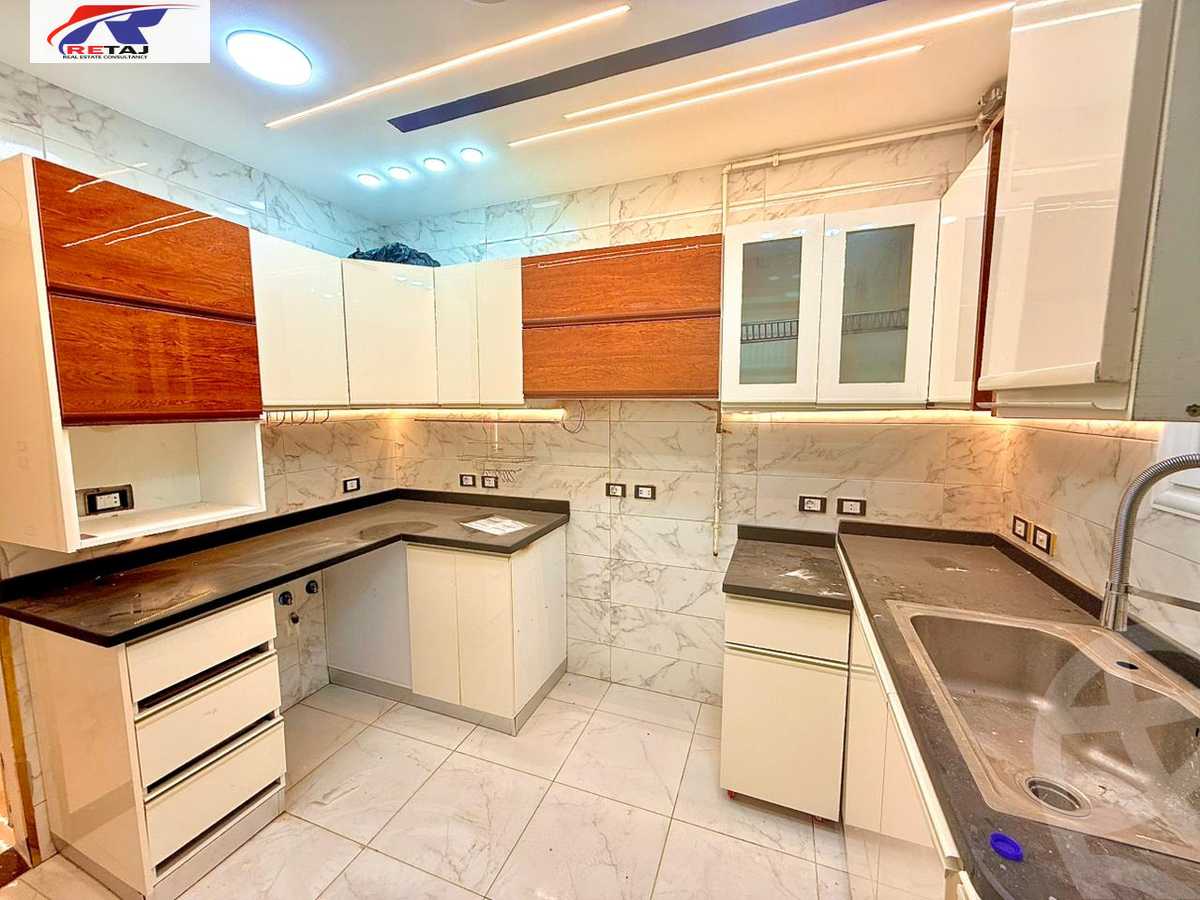 https://aqarmap.com.eg/ar/listing/6355714-for-rent-cairo-new-cairo-el-yassamin-el-yasmeen-3-mohamed-rahim-st