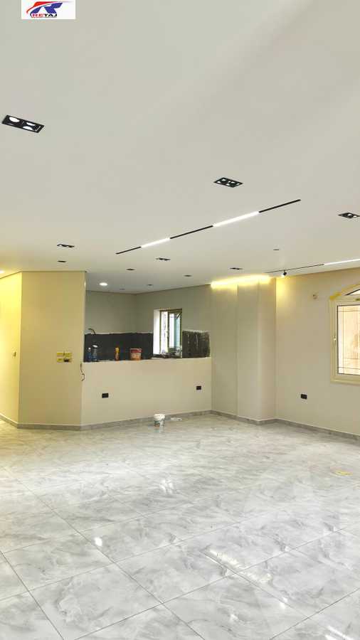 https://aqarmap.com.eg/ar/listing/6370105-for-sale-cairo-new-cairo-first-settlement-mhwr-mstfy-kml