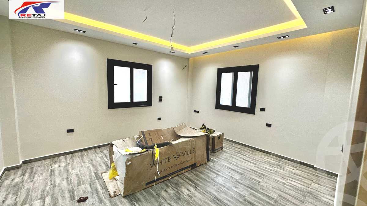 https://aqarmap.com.eg/ar/listing/6370105-for-sale-cairo-new-cairo-first-settlement-mhwr-mstfy-kml