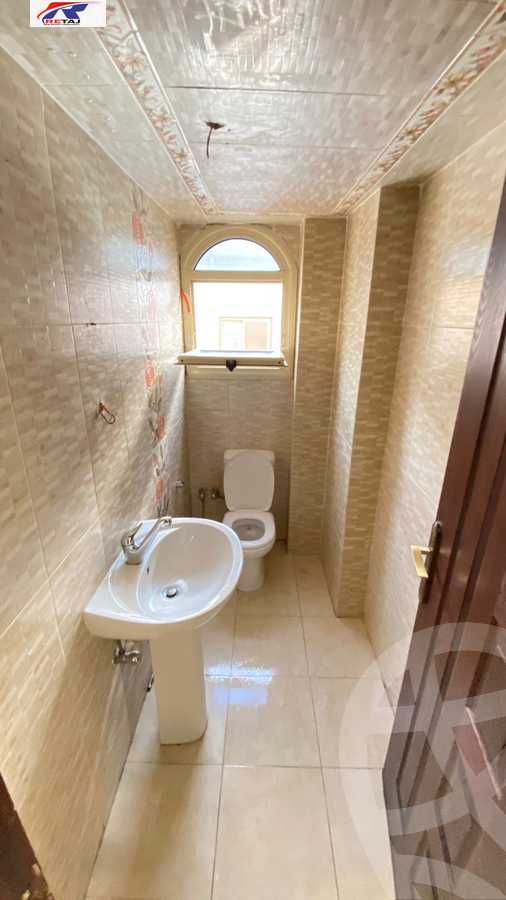 https://aqarmap.com.eg/ar/listing/6421185-for-rent-cairo-new-cairo-first-settlement-mhwr-mstfy-kml
