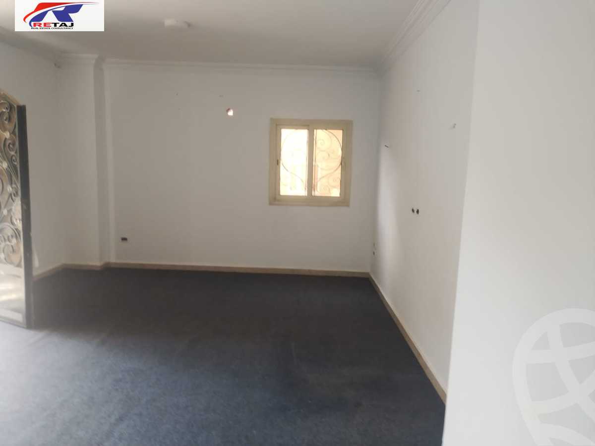 https://aqarmap.com.eg/ar/listing/6529133-for-rent-cairo-new-cairo-first-settlement-mhwr-mstfy-kml