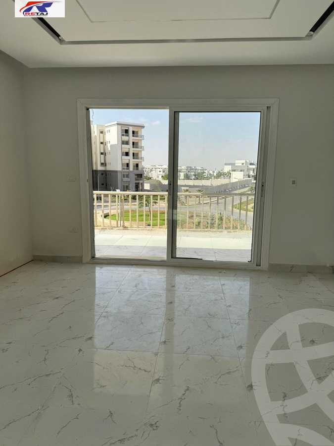https://aqarmap.com.eg/ar/listing/6553626-for-rent-cairo-new-cairo-compounds-hyde-park-park-corner-hyde-park