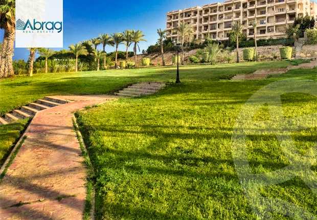 https://aqarmap.com.eg/ar/listing/3867363-for-sale-cairo-el-sheikh-zayed-city-compounds-in-sheikh-zayed-zayed-2000