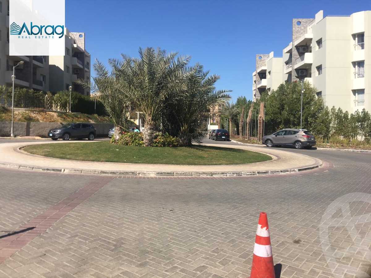 https://aqarmap.com.eg/ar/listing/4102922-for-sale-cairo-el-sheikh-zayed-city-compounds-dh-drys