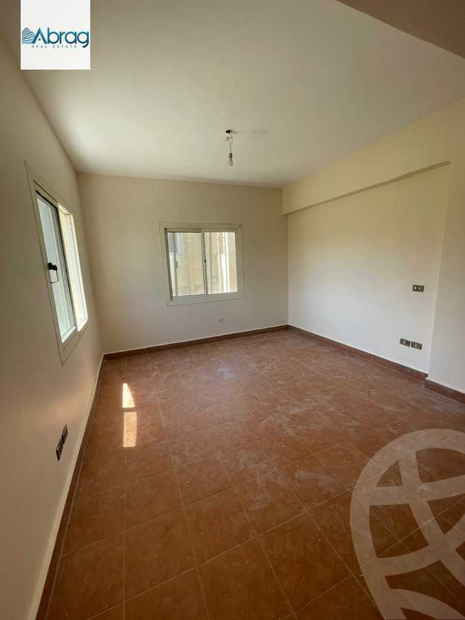 https://aqarmap.com.eg/ar/listing/4176054-for-sale-cairo-el-sheikh-zayed-city-compounds-in-sheikh-zayed-hadayek-el-mohandiseen