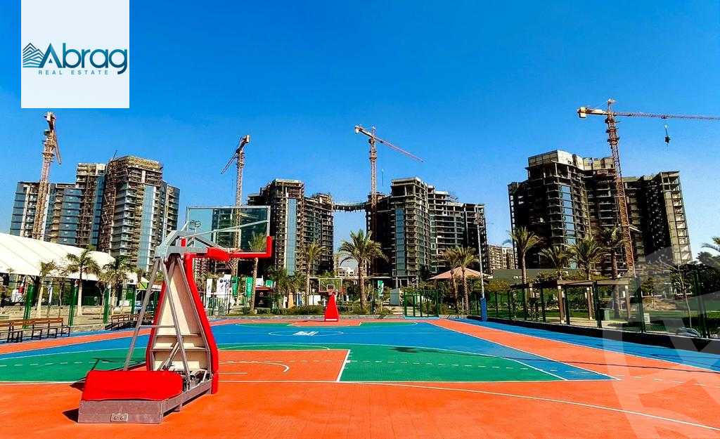 https://aqarmap.com.eg/ar/listing/4177048-for-sale-cairo-el-sheikh-zayed-city-compounds-brj-zyd-wr-llttwyr