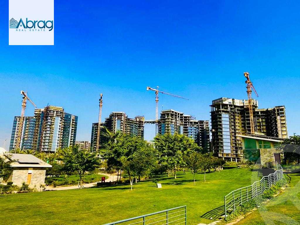 https://aqarmap.com.eg/ar/listing/4177048-for-sale-cairo-el-sheikh-zayed-city-compounds-brj-zyd-wr-llttwyr