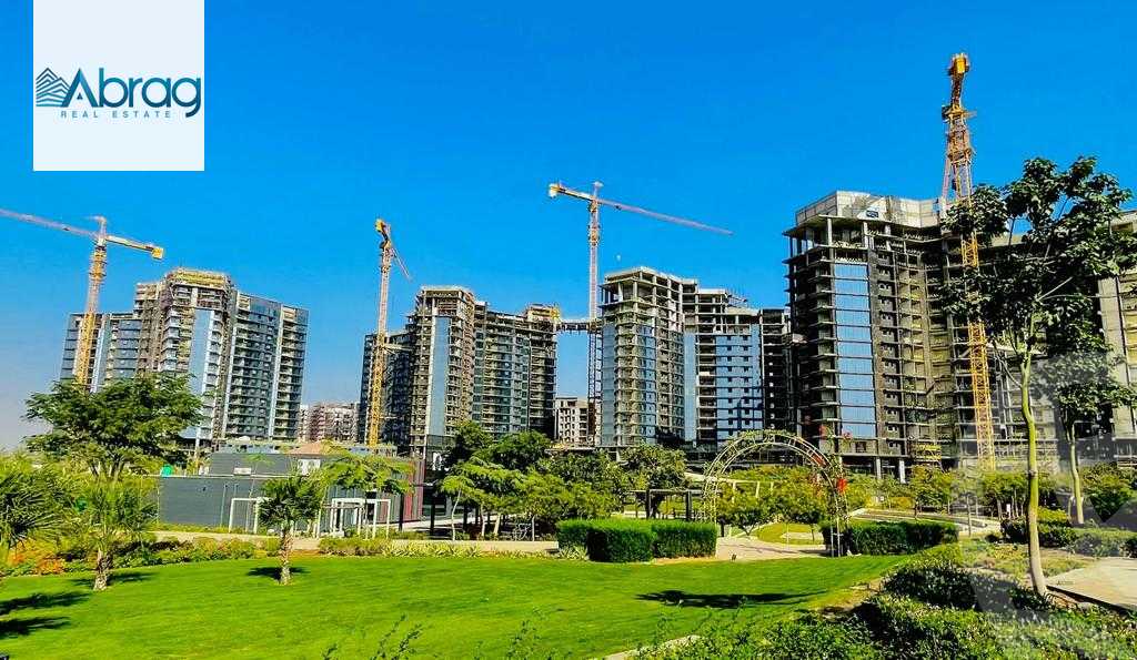 https://aqarmap.com.eg/ar/listing/4177048-for-sale-cairo-el-sheikh-zayed-city-compounds-brj-zyd-wr-llttwyr