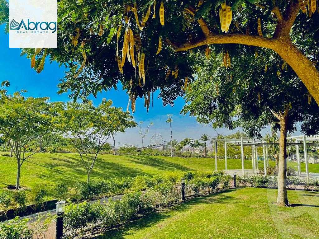 https://aqarmap.com.eg/ar/listing/4177048-for-sale-cairo-el-sheikh-zayed-city-compounds-brj-zyd-wr-llttwyr