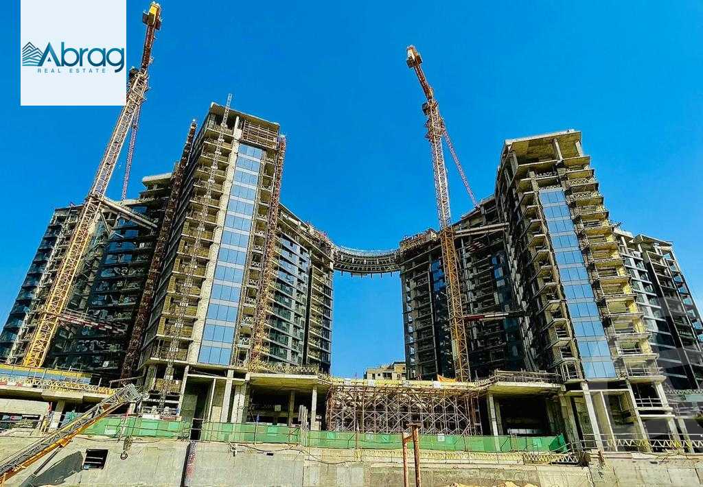 https://aqarmap.com.eg/ar/listing/4177048-for-sale-cairo-el-sheikh-zayed-city-compounds-brj-zyd-wr-llttwyr