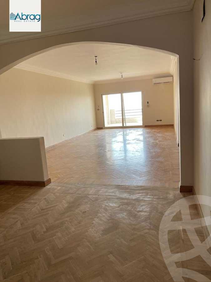 https://aqarmap.com.eg/en/listing/4206597-for-sale-cairo-el-sheikh-zayed-city-compounds-in-sheikh-zayed-zayed-2000