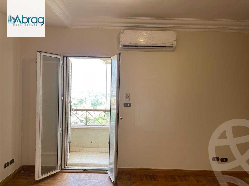 https://aqarmap.com.eg/en/listing/4206597-for-sale-cairo-el-sheikh-zayed-city-compounds-in-sheikh-zayed-zayed-2000