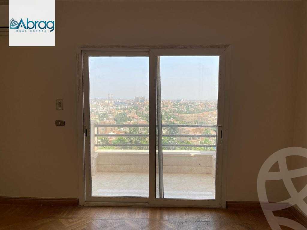 https://aqarmap.com.eg/en/listing/4206597-for-sale-cairo-el-sheikh-zayed-city-compounds-in-sheikh-zayed-zayed-2000