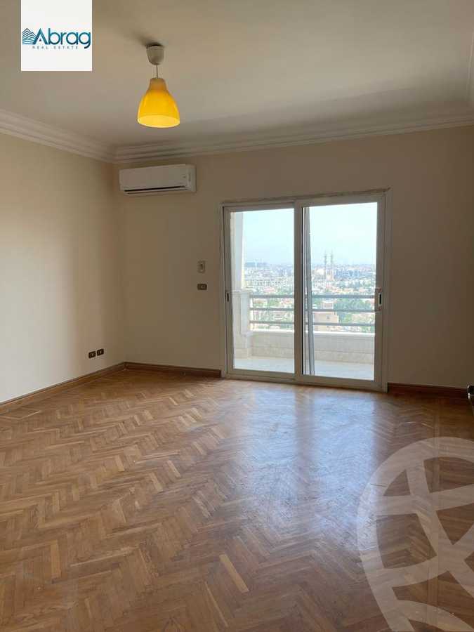 https://aqarmap.com.eg/en/listing/4206597-for-sale-cairo-el-sheikh-zayed-city-compounds-in-sheikh-zayed-zayed-2000