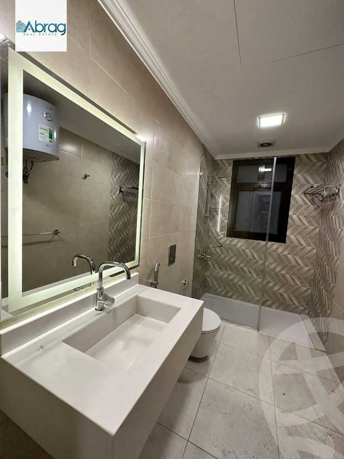 https://aqarmap.com.eg/ar/listing/4268764-for-sale-cairo-el-sheikh-zayed-city-compounds-in-sheikh-zayed-beverly-hills